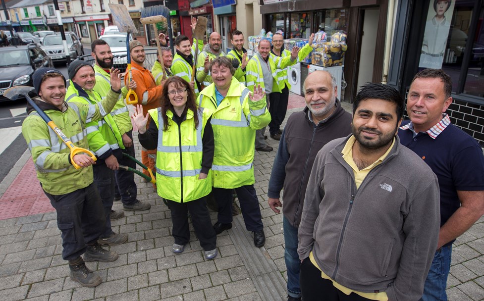 celebrating the end of essential gas pipe replacement work in Mountain Ash